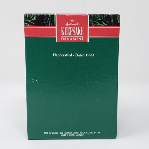 1990 Hallmark Sweetheart Handcrafted Keepsake Holiday Christmas Ornament. - Picture 2 of 7